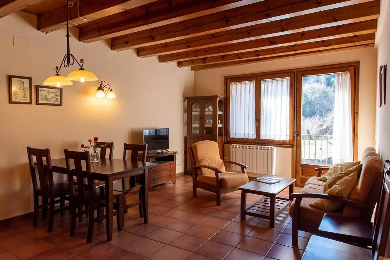 Apartaments Casa Lassero La Guingueta D'Aneu 0*,  Spain