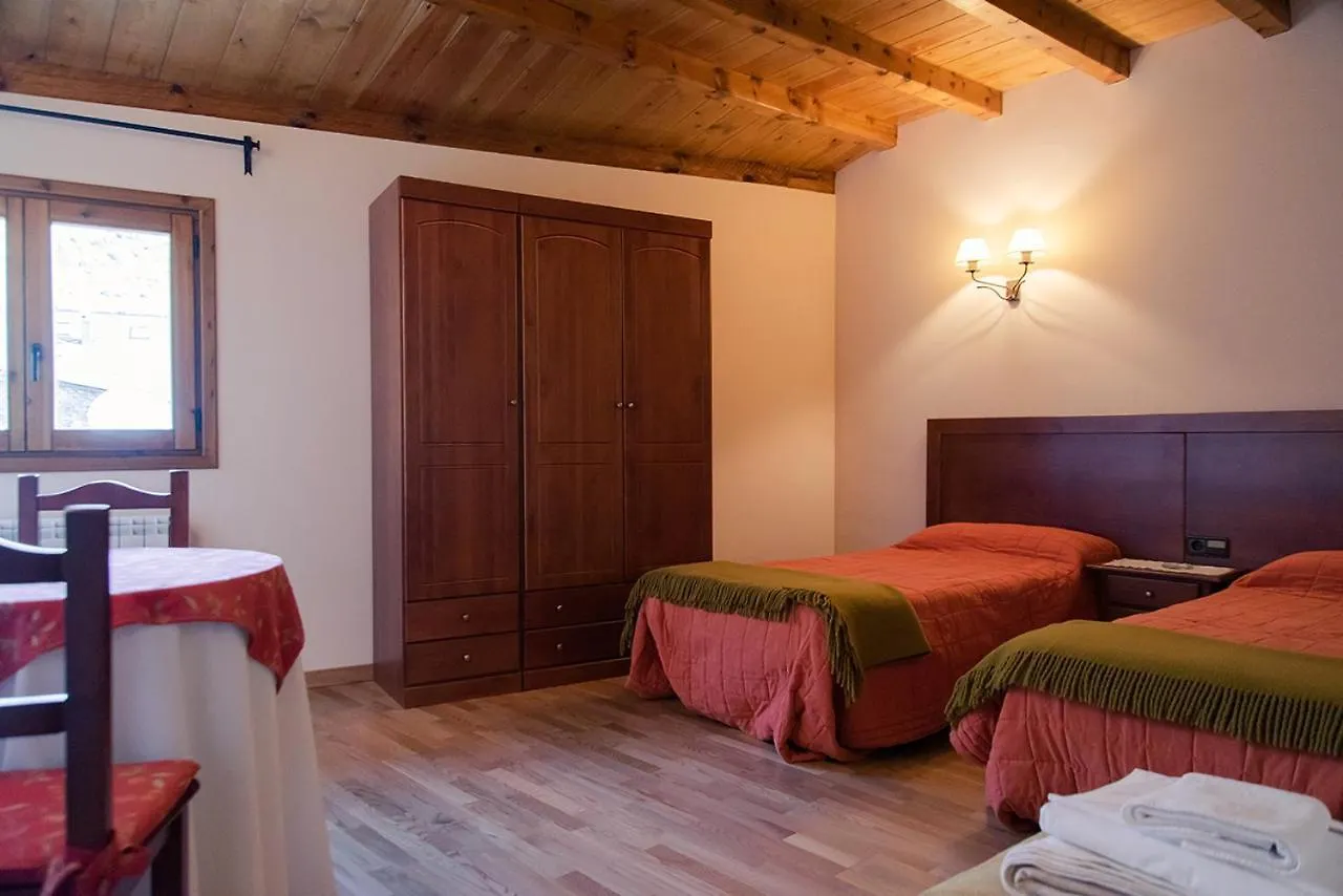 Apartaments Casa Lassero La Guingueta D'Aneu 0*,