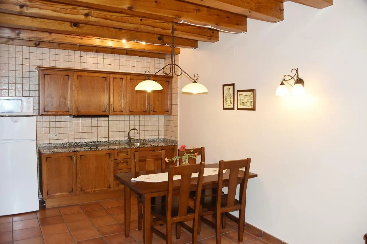 Apartaments Casa Lassero La Guingueta D'Aneu 0*,