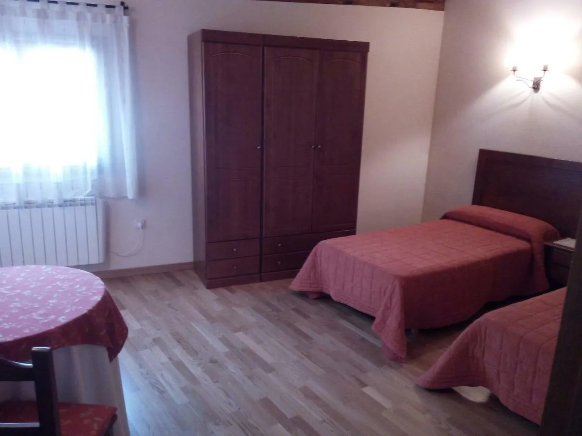 Apartaments Casa Lassero La Guingueta D'Aneu